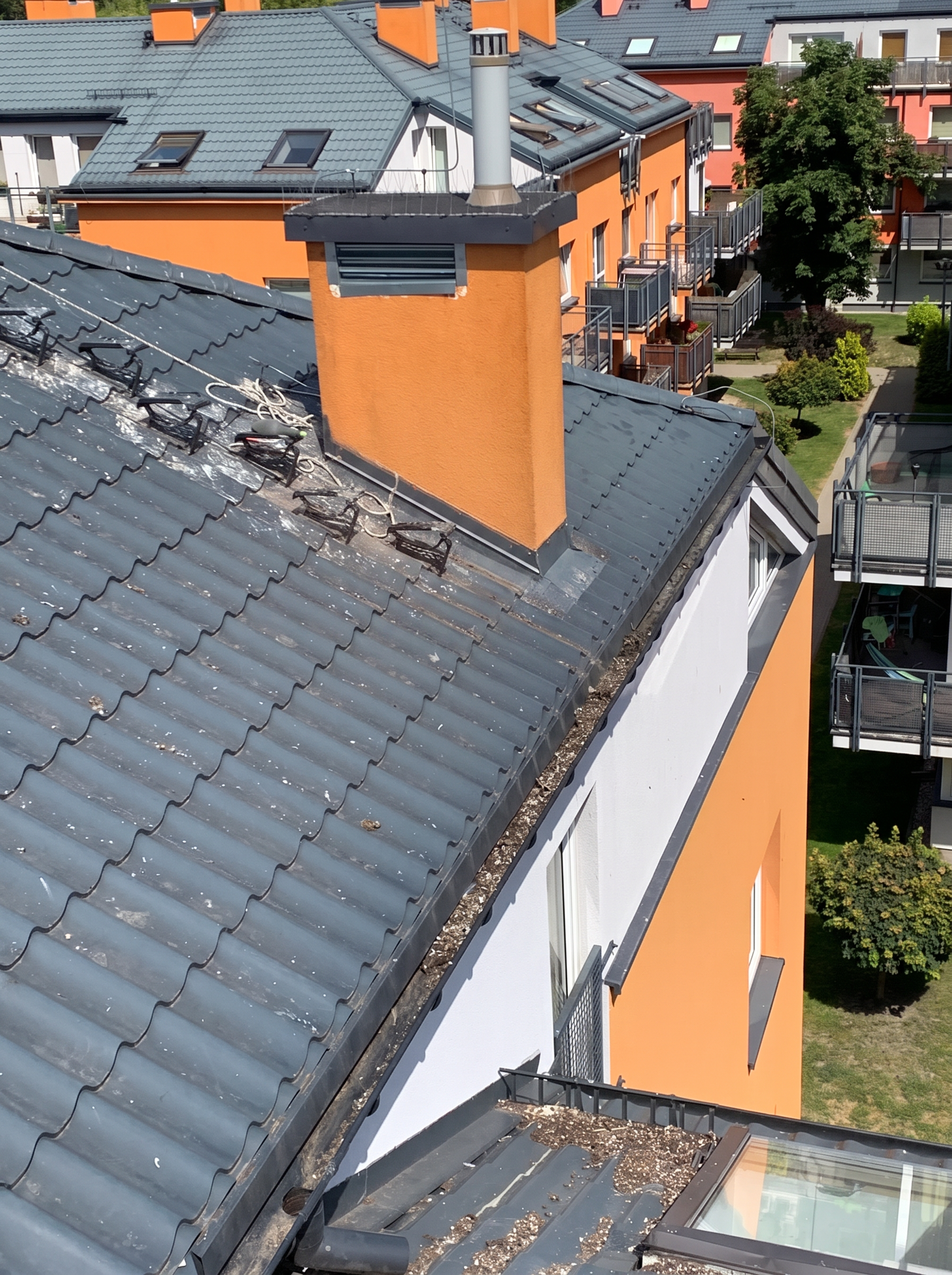 Sportowa — czyszczenie dachu, etap 3