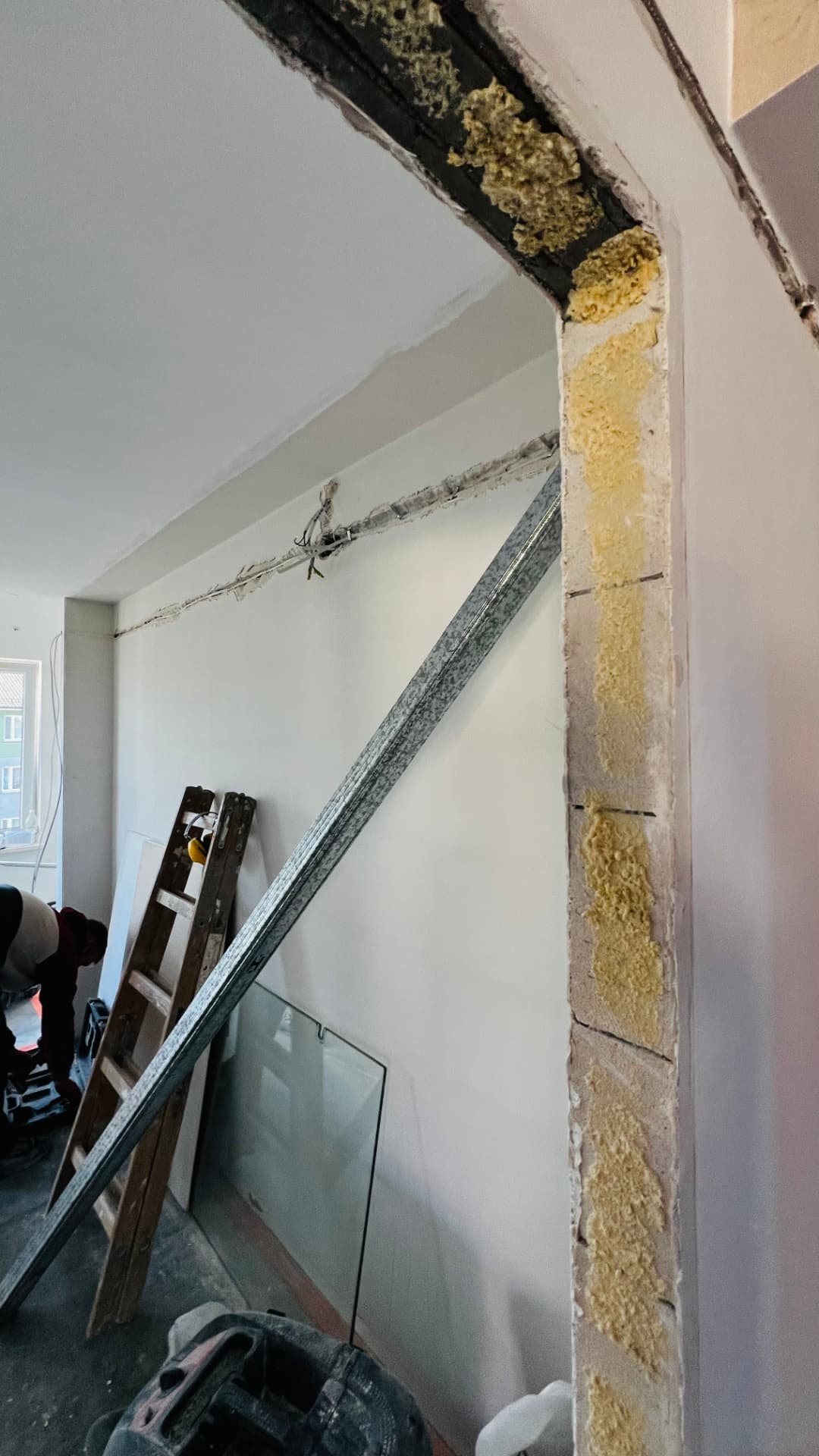 Konstrukcje i instalacje — 2