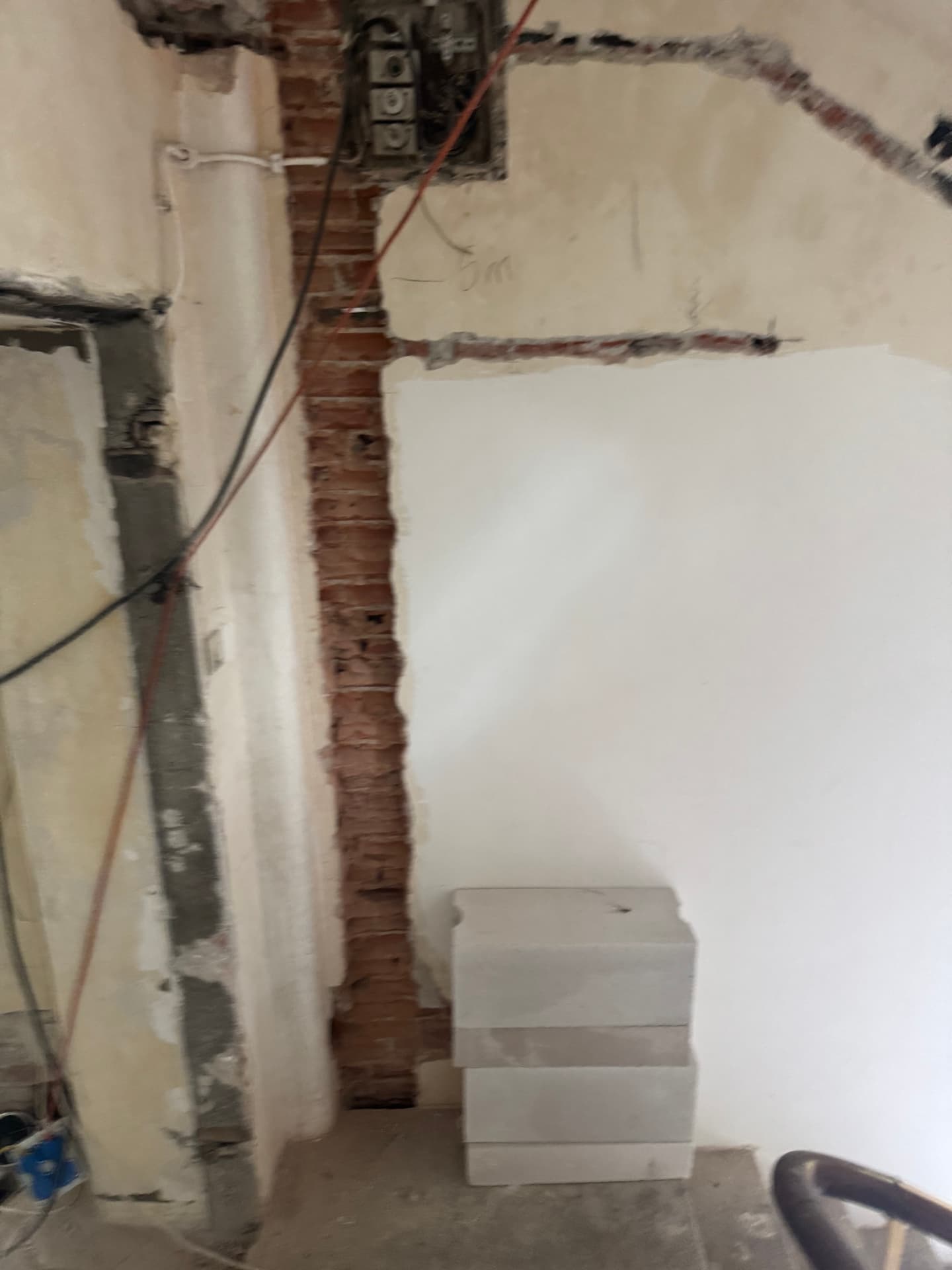 Rozbiórki wewnętrzne — 7