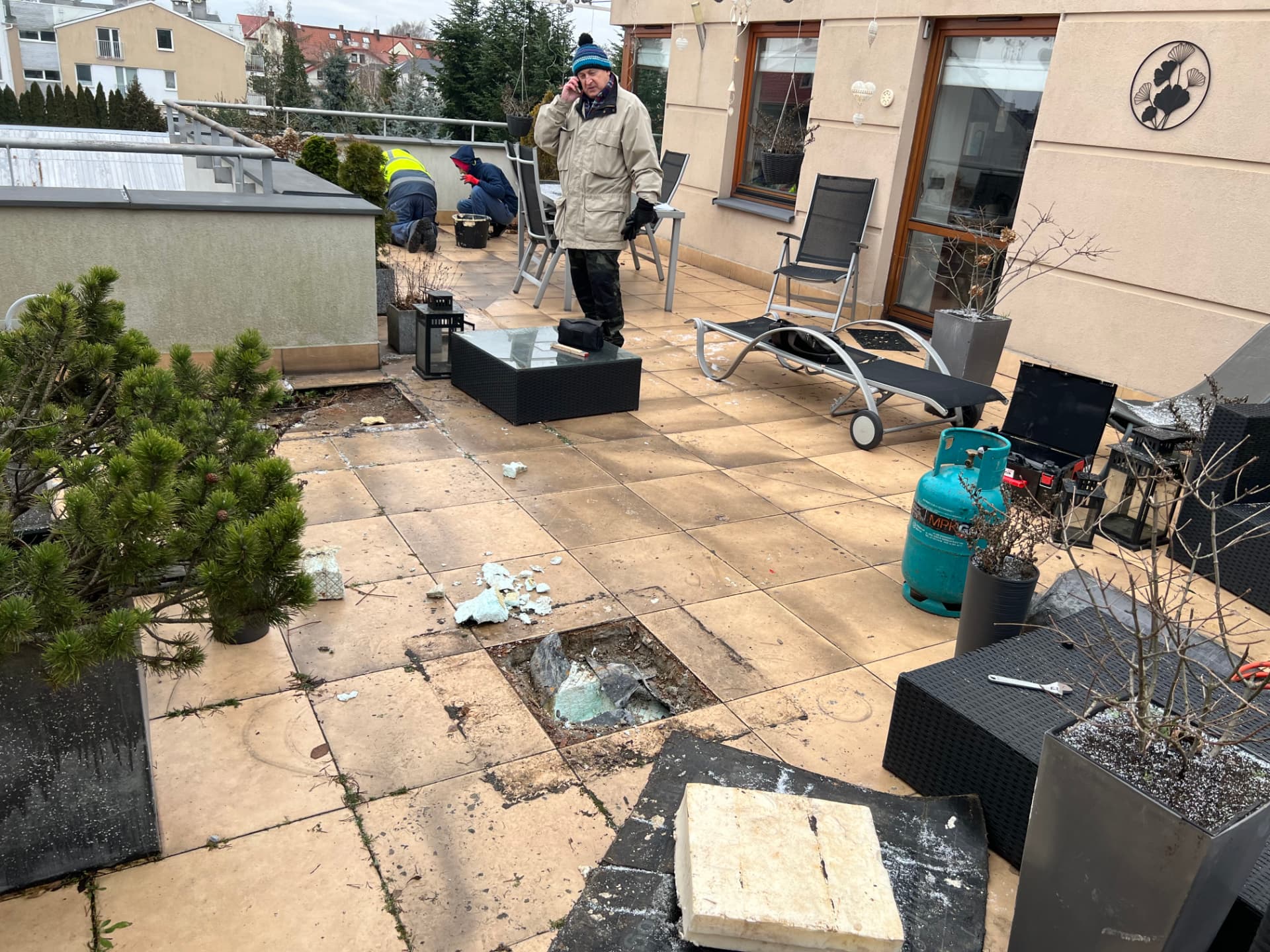 Rozbiórka balkonów Bekasów — etap 1
